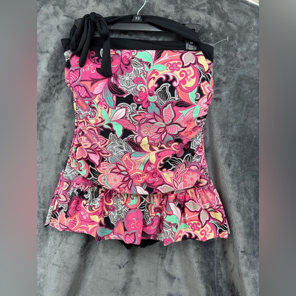 NWOT New Directions Pink Floral Bandeau Halter One Piece Bathing Suit Size Large - Picture 1 of 4